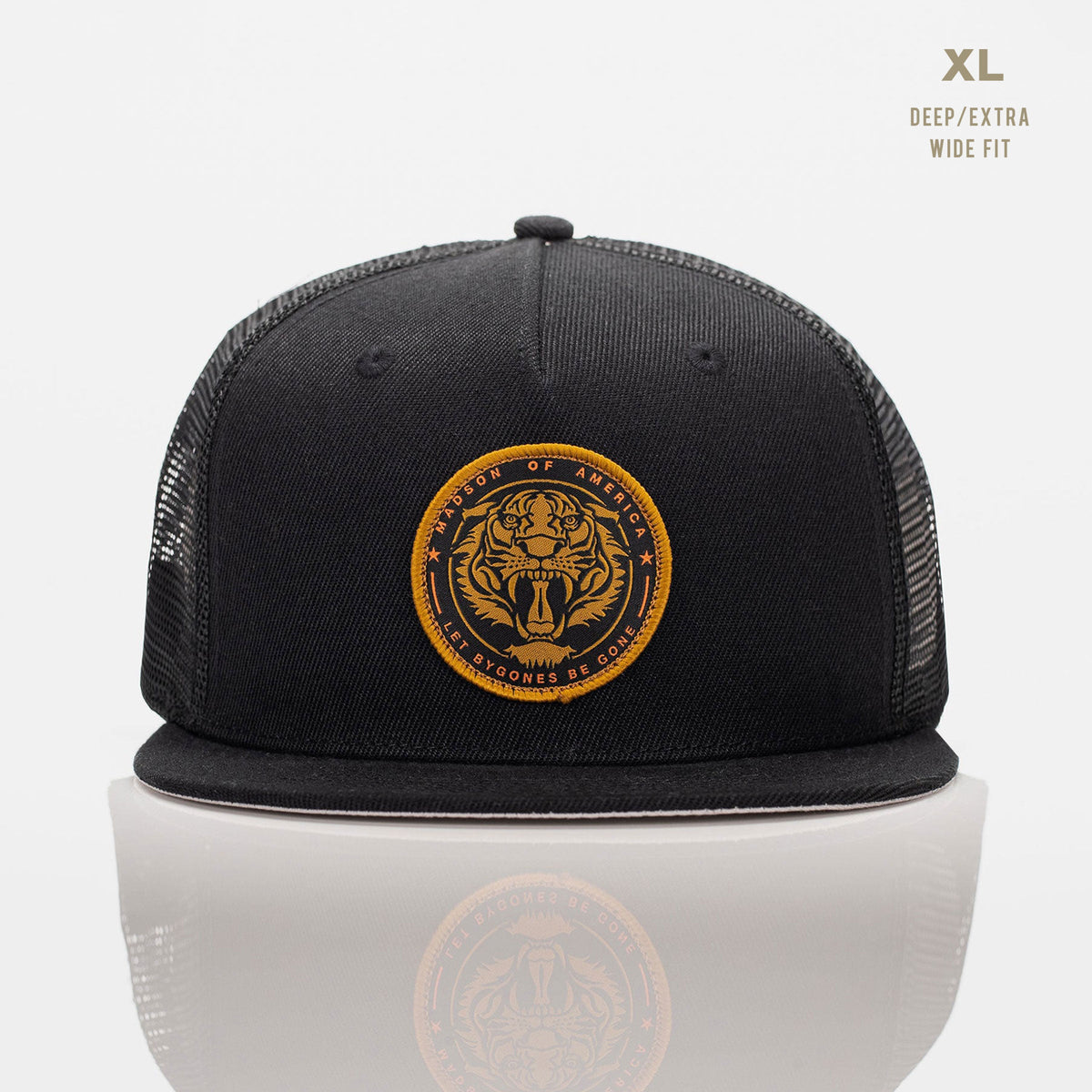 Snapback XL Trucker Roaring Tiger / Black